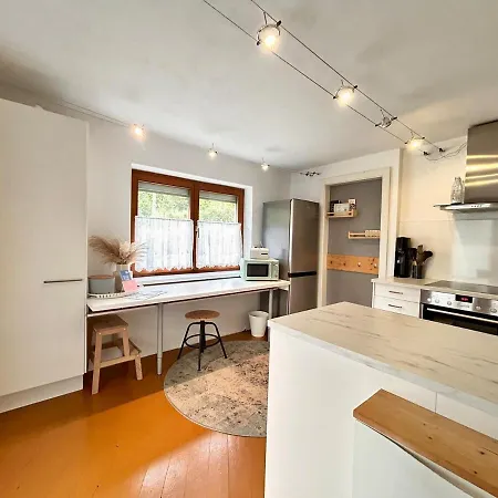 아파트 Garten Bytilly - Ruhige Gartenwohnung Mit Terrasse & Waldrandlage Nahe Velden Und Woerthersee *