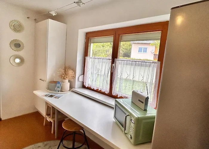 Garten Bytilly - Ruhige Gartenwohnung Mit Terrasse & Waldrandlage Nahe Velden Und Woerthersee Apartament